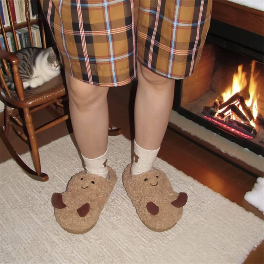 PeaNuzz™ Peanut Slippers